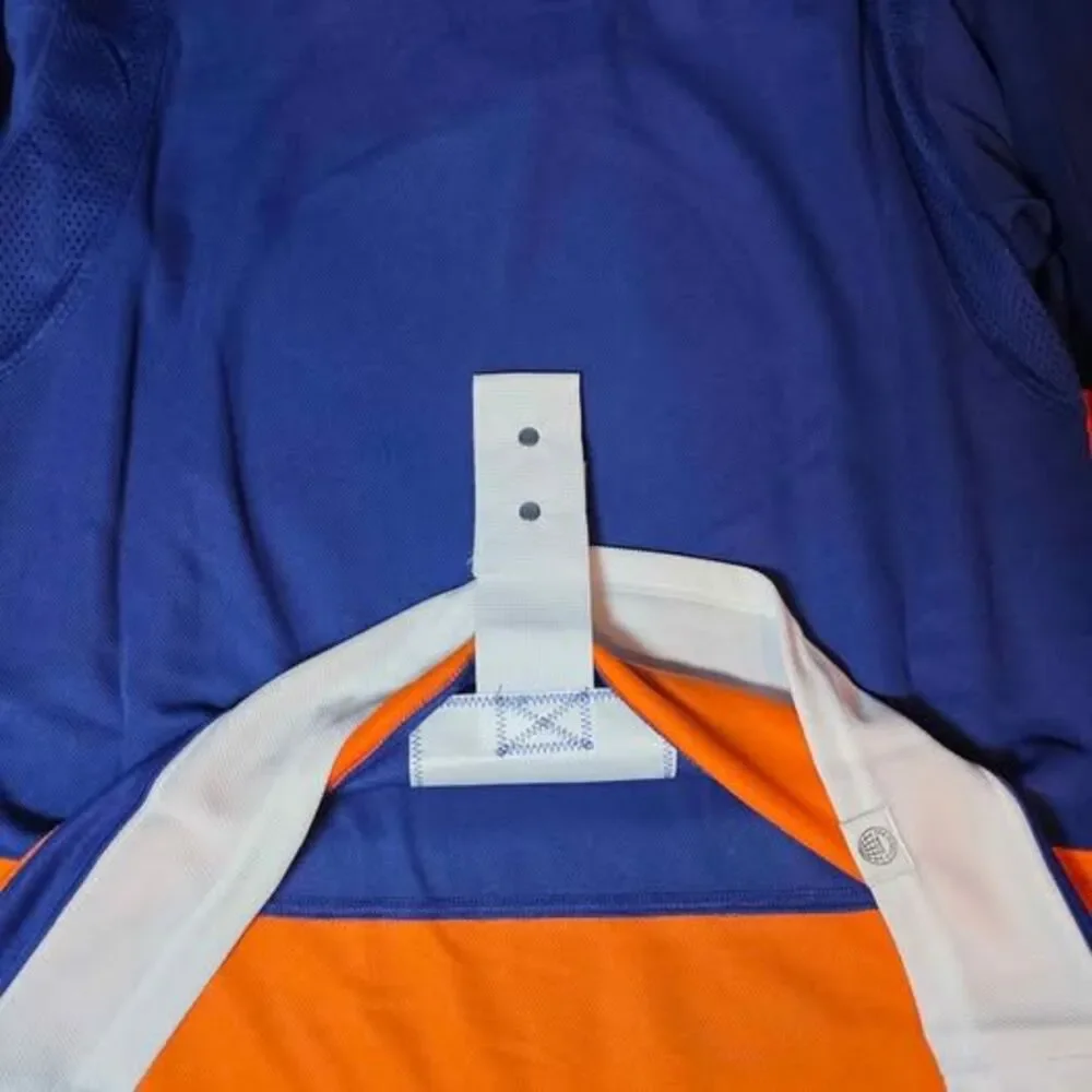 New York Islanders Authentic Adidas Mens Medium (50) NHL Team Jersey